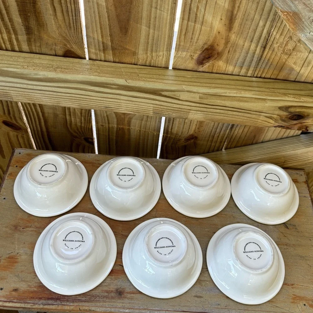 Set of 7 Williams Sonoma Asparagus Rim Majolica Style Dessert Bowls 5 3/8”